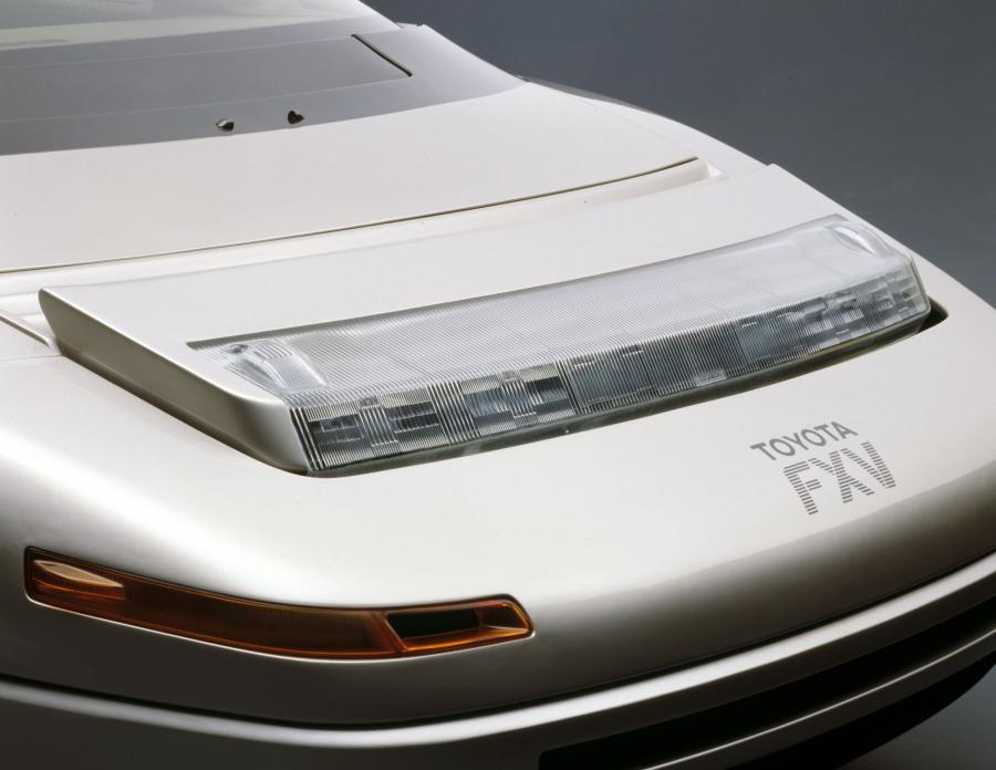 Детали экстерьера Toyota FXV Concept 1985 года  (фото 3 из 6)